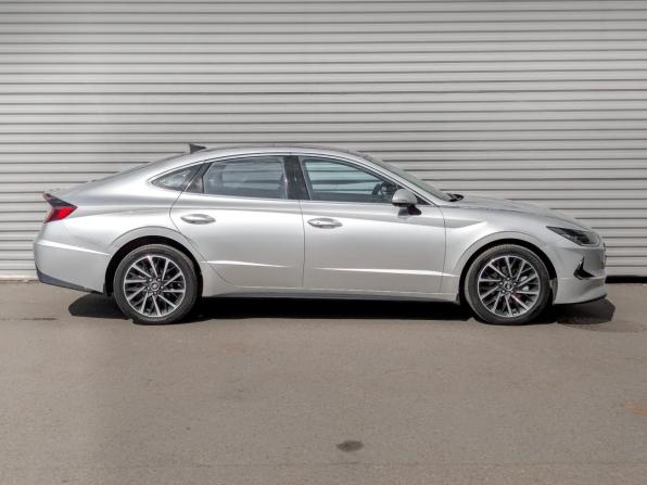 Hyundai Sonata VIII (DN8) с пробегом 2022 года, цена 2 940 000 рублей, 47846 км, седан, Автокод Объявления