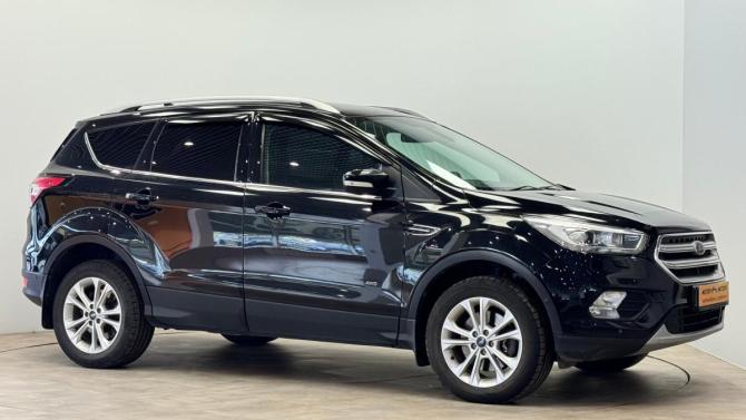 Ford Kuga II Рестайлинг с пробегом 2017 года, цена 1 200 000 рублей, 181021 км, внедорожник, Автокод Объявления