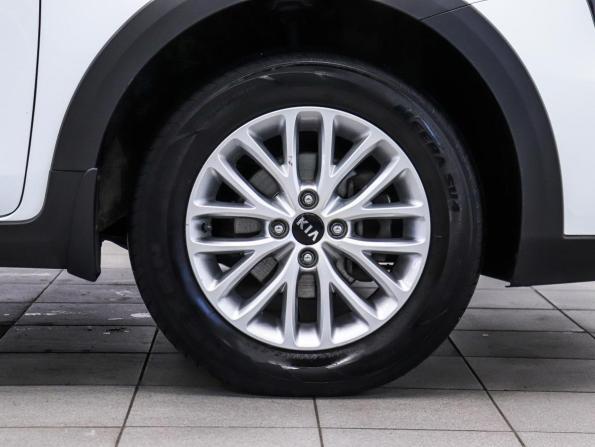 Kia Rio IV Рестайлинг с пробегом 2020 года, цена 1 579 000 рублей, 93240 км, хэтчбек, Автокод Объявления