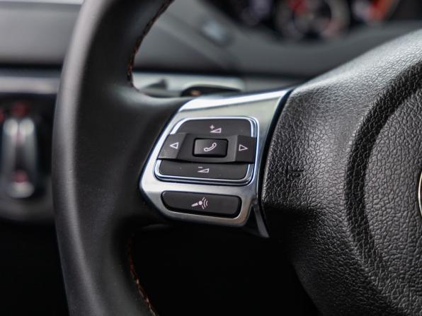 Volkswagen Jetta VI Рестайлинг с пробегом 2014 года, цена 1 488 000 рублей, 145490 км, седан, Автокод Объявления