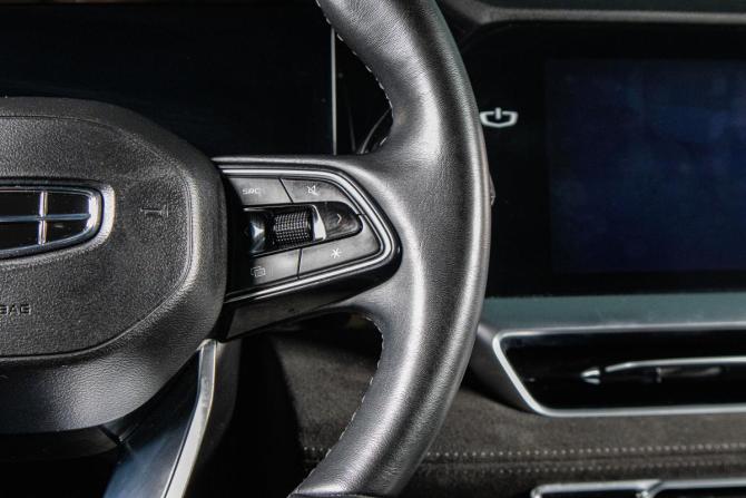 Geely Monjaro I с пробегом 2024 года, цена 3 699 000 рублей, 80809 км, внедорожник, Автокод Объявления
