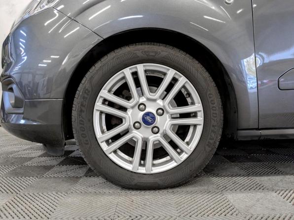 Ford Tourneo Courier I Рестайлинг с пробегом 2021 года, цена 2 150 000 рублей, 90288 км, компактвэн, Автокод Объявления