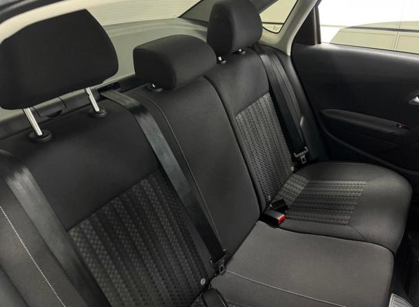 Volkswagen Polo V Рестайлинг с пробегом 2017 года, цена 1 400 000 рублей, 48030 км, седан, Автокод Объявления