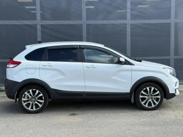 Lada (ВАЗ) XRAY I с пробегом 2022 года, цена 1 350 000 рублей, 70000 км, хэтчбек, Автокод Объявления