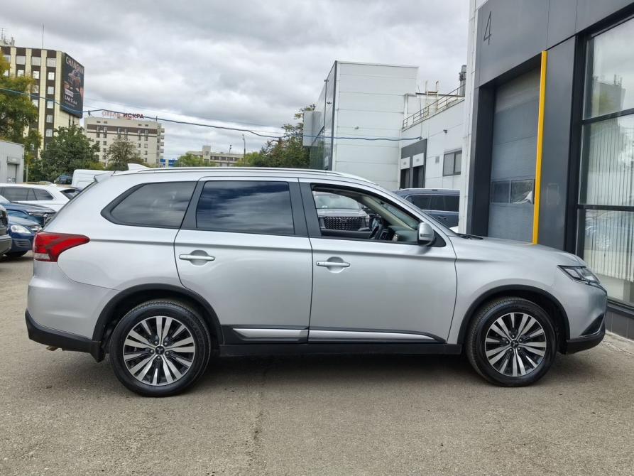 Mitsubishi Outlander III Рестайлинг 3 Москва  - изображение 4