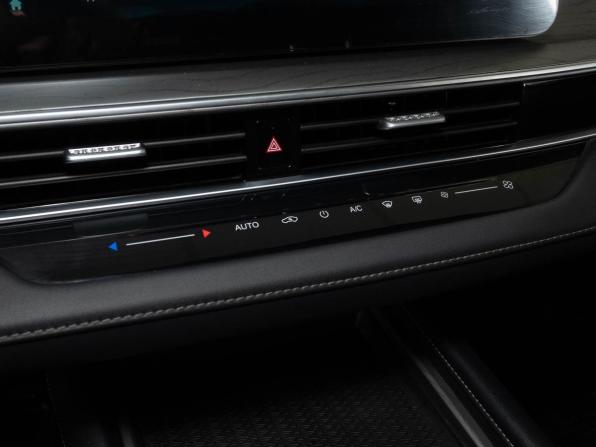Chery Arrizo 8 с пробегом 2024 года, цена 2 088 000 рублей, 37684 км, седан, Автокод Объявления