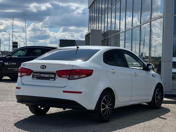 Kia Rio III Рестайлинг с пробегом 2016 года, цена 949 000 рублей, 210600 км, седан, Автокод Объявления