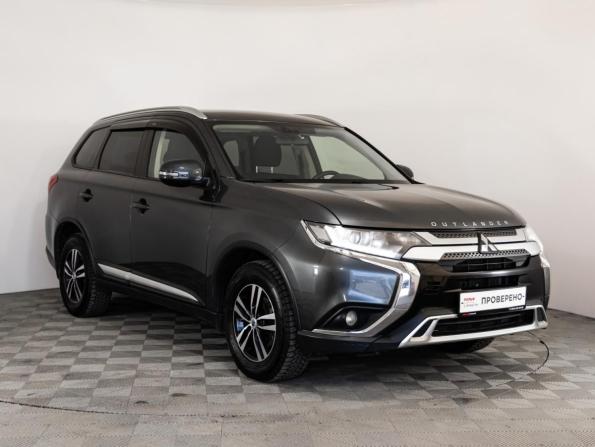 Mitsubishi Outlander III Рестайлинг 3 с пробегом 2019 года, цена 1 699 000 рублей, 194884 км, внедорожник, Автокод Объявления