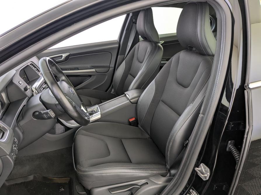 Volvo S60 II Рестайлинг Москва  - изображение 20