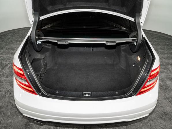 Mercedes-Benz C-Класс III (W204) Рестайлинг с пробегом 2012 года, цена 1 349 500 рублей, 92279 км, седан, Автокод Объявления