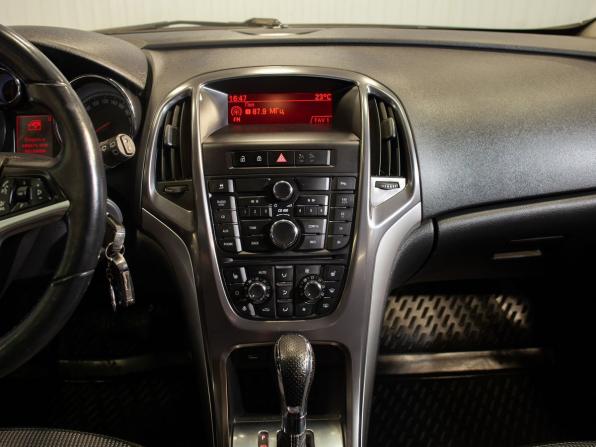 Opel Astra J с пробегом 2011 года, цена 795 000 рублей, 161884 км, хэтчбек, Автокод Объявления