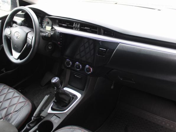 Toyota Corolla XI (E160 E170 E180) с пробегом 2014 года, цена 959 000 рублей, 186280 км, седан, Автокод Объявления