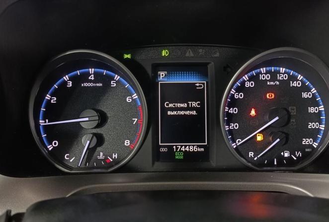 Toyota RAV4 IV (XA40) Рестайлинг с пробегом 2018 года, цена 2 530 000 рублей, 174825 км, внедорожник, Автокод Объявления