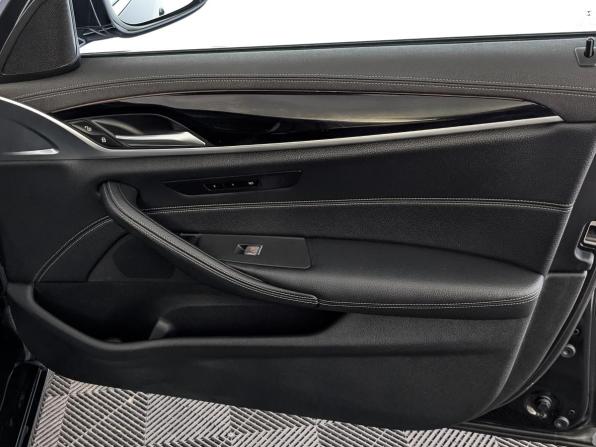BMW 5 серии VII (G30/G31/G38) Рестайлинг с пробегом 2021 года, цена 3 930 000 рублей, 55243 км, седан, Автокод Объявления