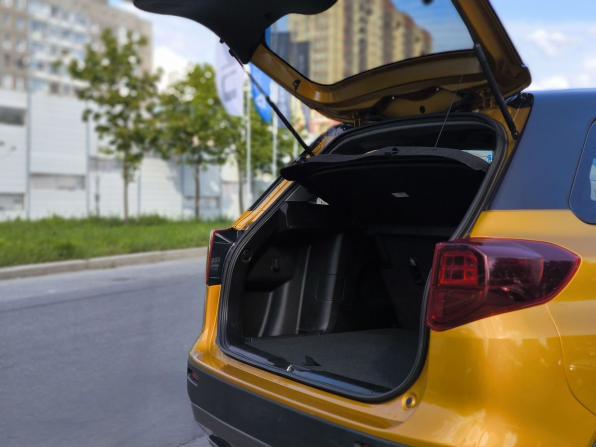 Suzuki Vitara II Рестайлинг с пробегом 2019 года, цена 1 990 000 рублей, 98200 км, внедорожник, Автокод Объявления