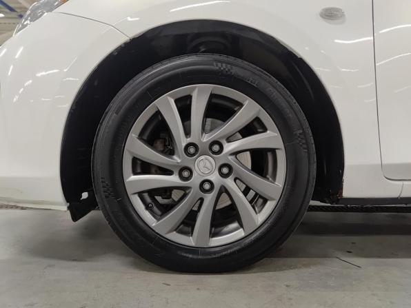 Mazda 3 II (BL) Рестайлинг с пробегом 2012 года, цена 889 000 рублей, 208216 км, седан, Автокод Объявления