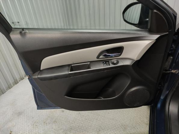 Chevrolet Cruze I с пробегом 2011 года, цена 720 000 рублей, 132907 км, седан, Автокод Объявления