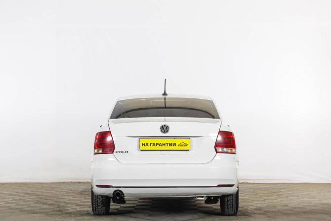 Volkswagen Polo V Рестайлинг с пробегом 2018 года, цена 769 000 рублей, 276000 км, седан, Автокод Объявления