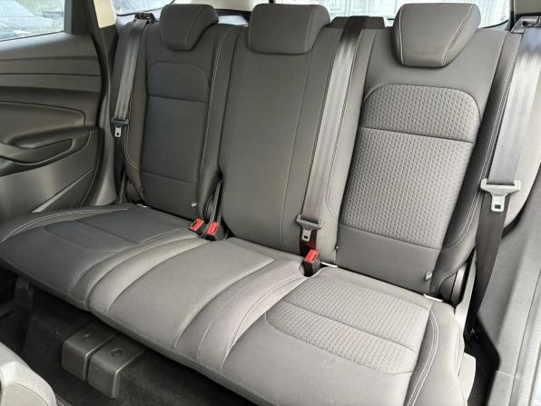 Ford Kuga II Рестайлинг с пробегом 2017 года, цена 1 595 000 рублей, 104661 км, внедорожник, Автокод Объявления