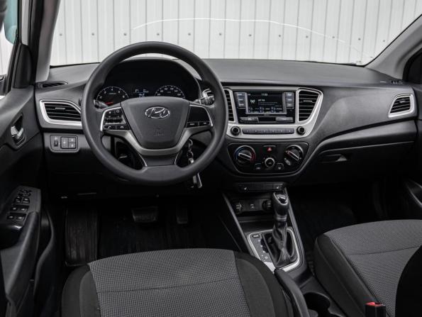 Hyundai Solaris II Рестайлинг с пробегом 2021 года, цена 1 510 000 рублей, 100010 км, седан, Автокод Объявления