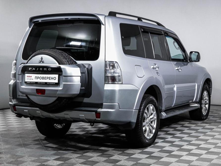 Mitsubishi Pajero IV Рестайлинг 1 Москва  - изображение 6