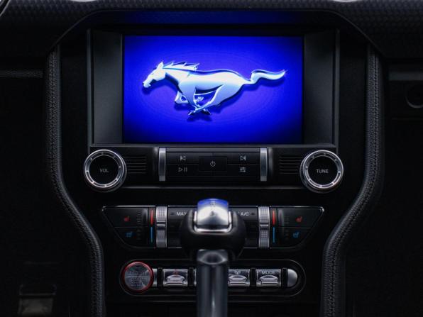 Ford Mustang VI Рестайлинг с пробегом 2019 года, цена 4 490 000 рублей, 35754 км, кабриолет, Автокод Объявления