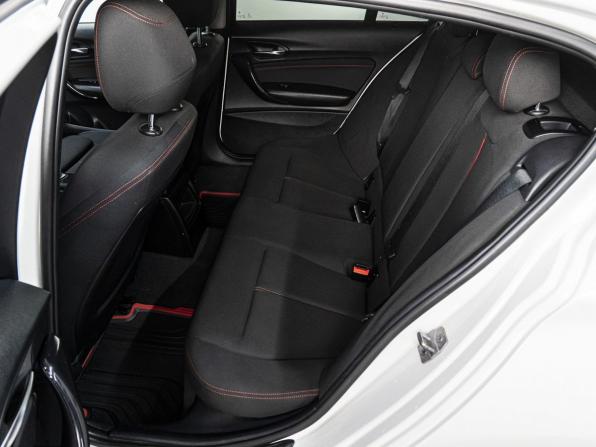 BMW 1 серии II (F20/F21) с пробегом 2014 года, цена 1 139 000 рублей, 194021 км, хэтчбек, Автокод Объявления
