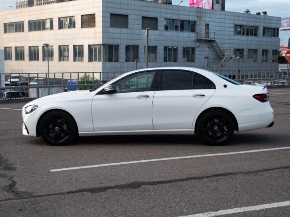 Mercedes-Benz E-Класс V (W213 S213 C238) Рестайлинг с пробегом 2020 года, цена 5 198 000 рублей, 88933 км, седан, Автокод Объявления