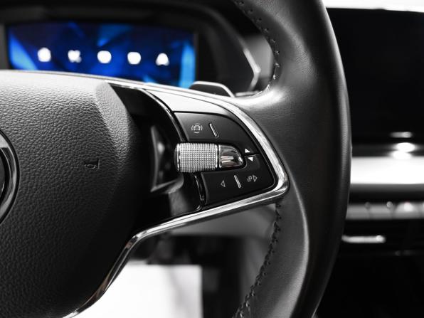 Skoda Octavia IV (A8) с пробегом 2021 года, цена 2 175 000 рублей, 84821 км, лифтбек, Автокод Объявления