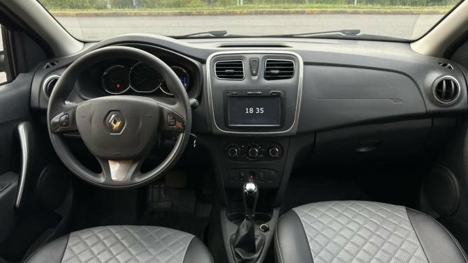 Renault Sandero II с пробегом 2018 года, цена 1 275 000 рублей, 105193 км, хэтчбек, Автокод Объявления