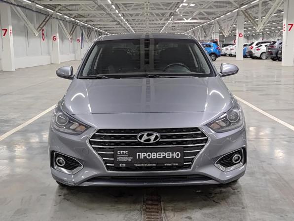 Hyundai Solaris II с пробегом 2017 года, цена 1 100 000 рублей, 165764 км, седан, Автокод Объявления