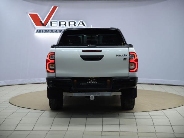 Toyota Hilux VIII Рестайлинг 2 с пробегом 2022 года, цена 5 650 000 рублей, 64963 км, offers.body_type.unknown, Автокод Объявления
