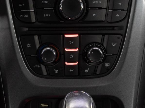Opel Astra J Рестайлинг с пробегом 2013 года, цена 810 000 рублей, 83749 км, хэтчбек, Автокод Объявления