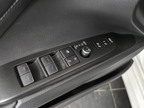 Toyota Camry VIII (XV70) Рестайлинг с пробегом 2021 года, цена 3 695 000 рублей, 85922 км, седан, Автокод Объявления