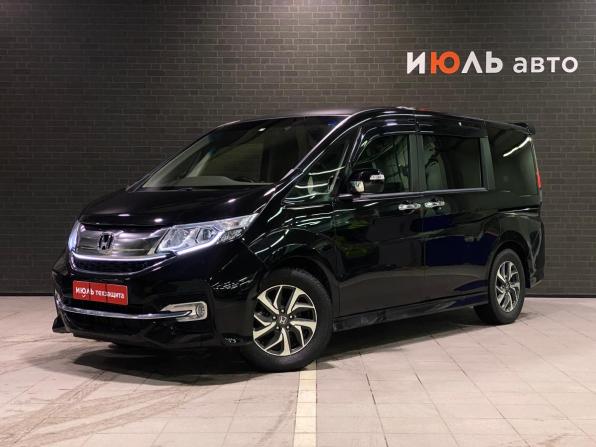 Honda Stepwgn V с пробегом 2015 года, цена 2 040 000 рублей, 100063 км, минивэн, Автокод Объявления