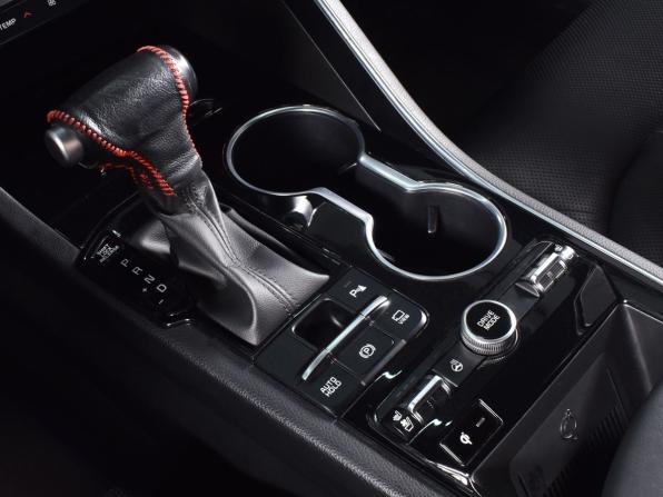 Kia K5 III с пробегом 2020 года, цена 2 995 995 рублей, 88835 км, седан, Автокод Объявления