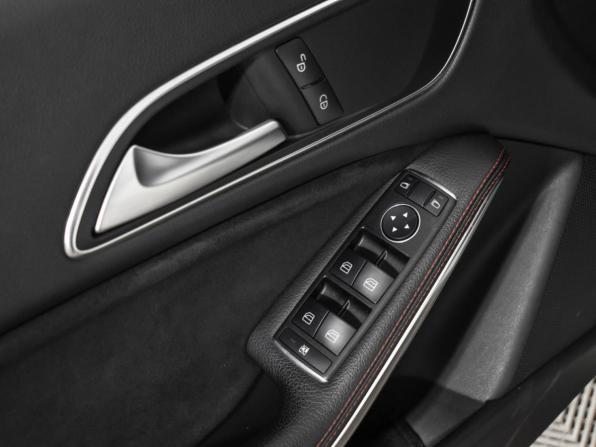 Mercedes-Benz CLA I (C117 X117) Рестайлинг с пробегом 2016 года, цена 1 925 050 рублей, 140517 км, универсал, Автокод Объявления
