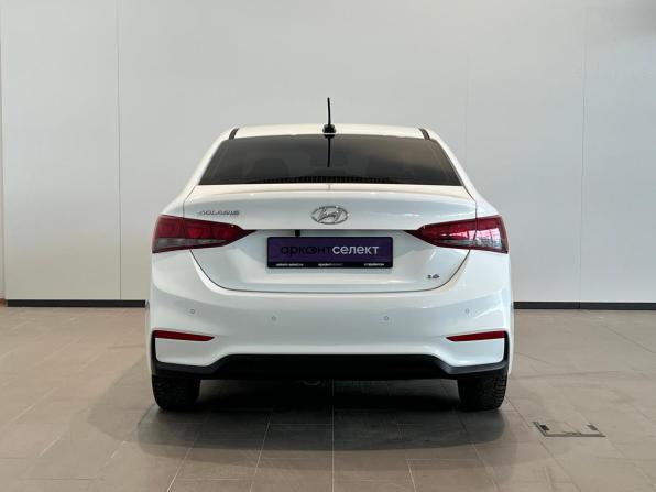 Hyundai Solaris II с пробегом 2020 года, цена 1 340 000 рублей, 156040 км, седан, Автокод Объявления