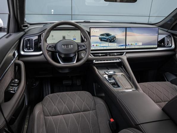 Geely Monjaro I Рестайлинг 2 с пробегом 2026 года, цена 4 200 000 рублей, 52 км, внедорожник, Автокод Объявления