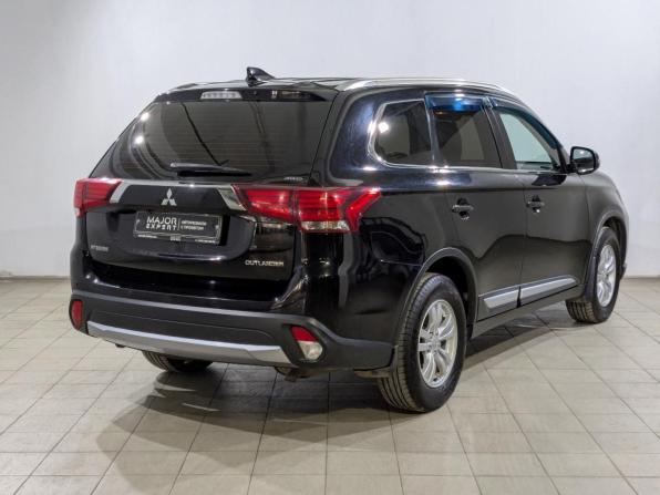 Mitsubishi Outlander III Рестайлинг 2 с пробегом 2017 года, цена 1 870 000 рублей, 120435 км, внедорожник, Автокод Объявления