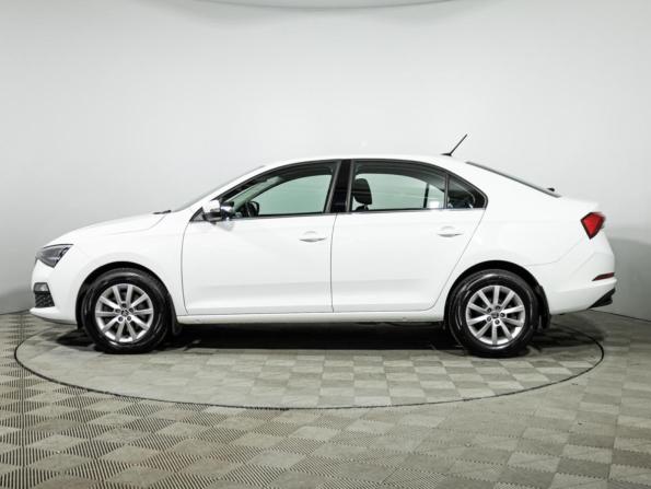 Skoda Rapid II с пробегом 2022 года, цена 1 842 000 рублей, 57828 км, лифтбек, Автокод Объявления