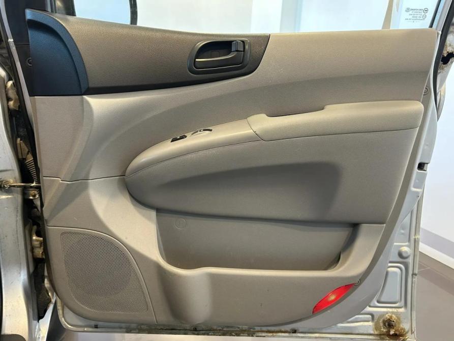 Kia Carnival II Подольск  - изображение 12