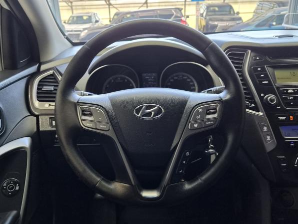 Hyundai Santa Fe III с пробегом 2012 года, цена 1 500 000 рублей, 265940 км, внедорожник, Автокод Объявления