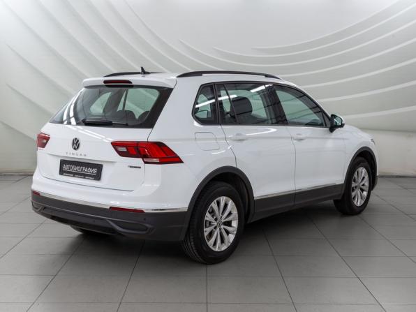 Volkswagen Tiguan II Рестайлинг с пробегом 2022 года, цена 3 048 000 рублей, 37155 км, внедорожник, Автокод Объявления
