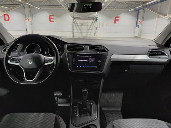 Volkswagen Tiguan II Рестайлинг с пробегом 2021 года, цена 2 535 000 рублей, 98250 км, внедорожник, Автокод Объявления