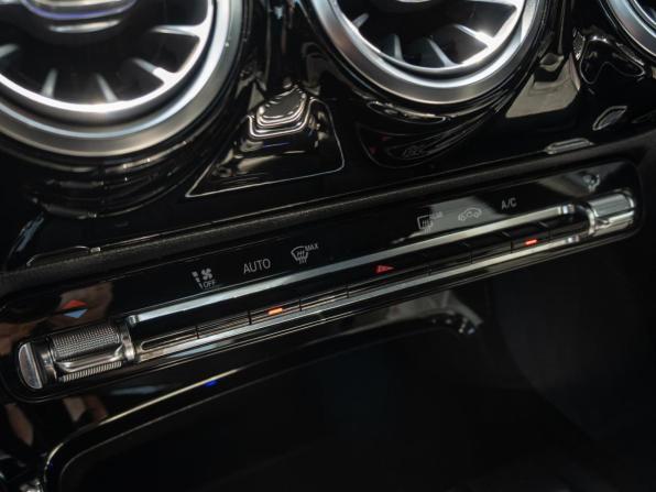 Mercedes-Benz A-Класс IV (W177) с пробегом 2019 года, цена 2 625 000 рублей, 87730 км, седан, Автокод Объявления