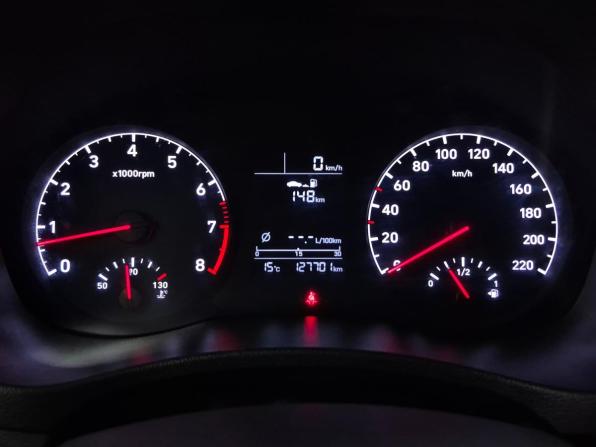 Hyundai Solaris II с пробегом 2019 года, цена 1 330 000 рублей, 127700 км, седан, Автокод Объявления
