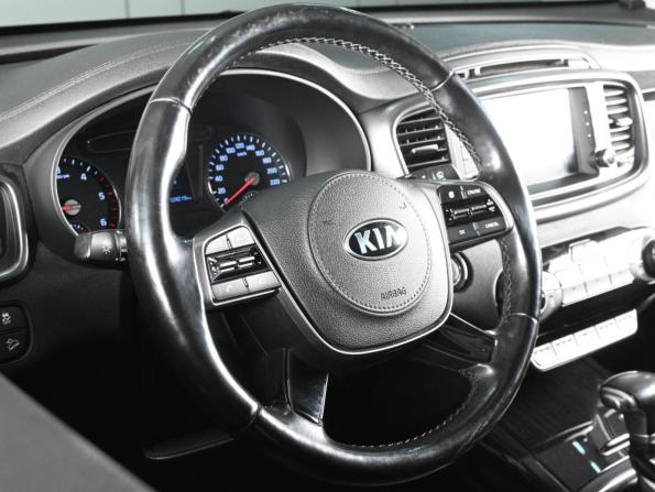 Kia Sorento III Prime Рестайлинг с пробегом 2019 года, цена 3 250 000 рублей, 124219 км, внедорожник, Автокод Объявления