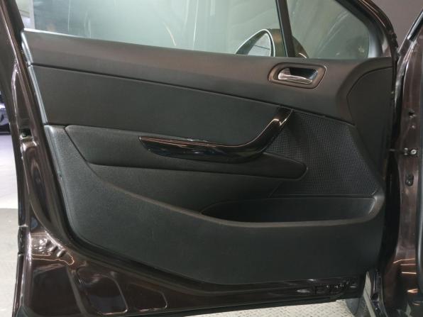 Peugeot 308 I Рестайлинг с пробегом 2012 года, цена 460 000 рублей, 182524 км, хэтчбек, Автокод Объявления
