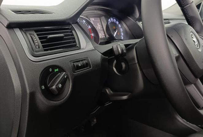 Skoda Rapid I с пробегом 2016 года, цена 1 070 000 рублей, 98050 км, лифтбек, Автокод Объявления